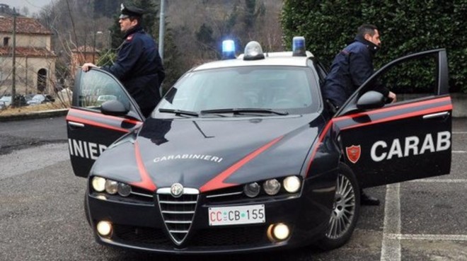 auto dei carabinieri