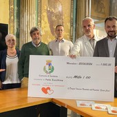 Santena devolve 1000 euro alla Terapia Intensiva Neonatale del Santa Croce di Moncalieri