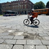 Intitolare il pratone di piazza Statuto ad Eluana Englaro, simbolo del fine vita