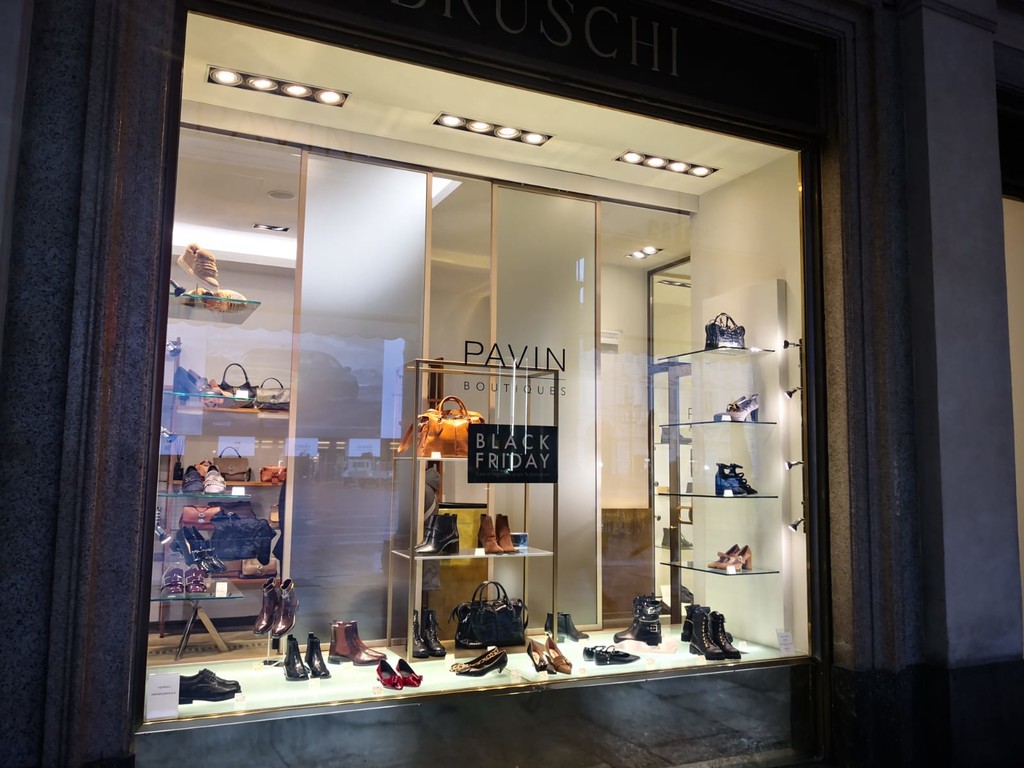 Negozi scarpe settimo on sale torinese