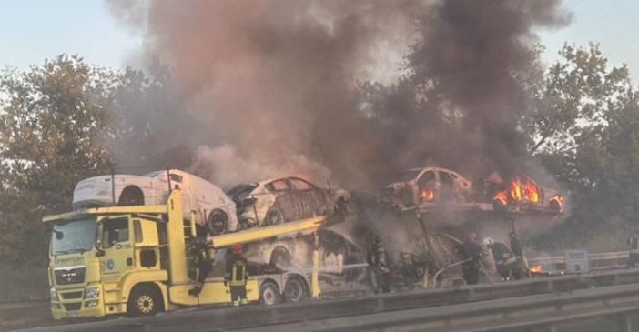 Autostrada bloccata in coda