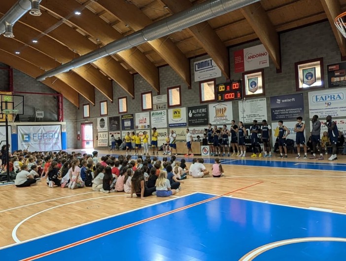 Basket Torino lancia il progetto 'A Canestro in Salute' con le scuole del territorio