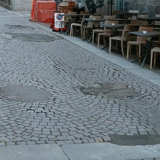 Pioggia, strade piene di buche. Lo Russo: &quot;I cittadini hanno ragione a lamentarsi. Miglioriamo le manutenzioni&quot;