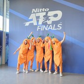 Atp Finals, i &quot;Carota Boys&quot; di Sinner: &quot;Vogliamo vedere un'onda arancione per Jannik&quot;