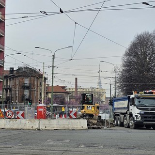 Demolite le banchine del tram, nuovi posto auto in corso Belgio