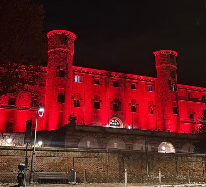 Moncalieri dice no alla pena di morte e illumina il Castello Reale