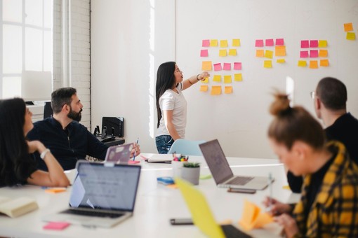 Studiare a Barcellona: i vantaggi di un corso accelerato di spagnolo