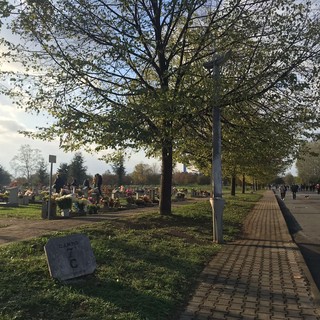 cimitero parco - foto di archivio