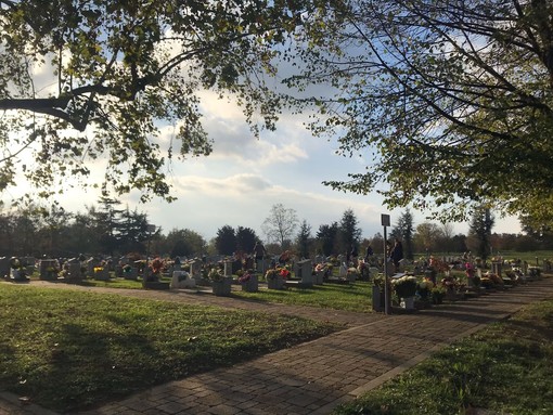 cimitero parco - foto di archivio