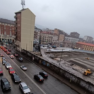 Telecamere bus corso Sommeiller, diminuiti del 70% i passaggi vietati di auto