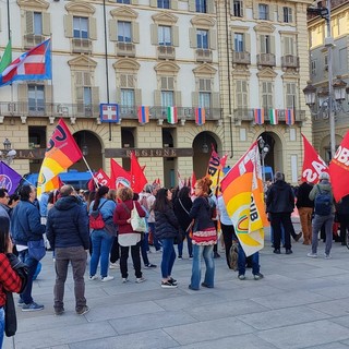 Torino, sindacati in piazza contro l'autonomia differenziata: “Pericolo per l'unità della Repubblica”