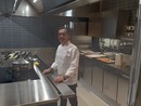 Lo chef in cucina