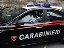 Giovane aggredito e buttato a terra: tentata rapina in pieno giorno alla fermata Marconi