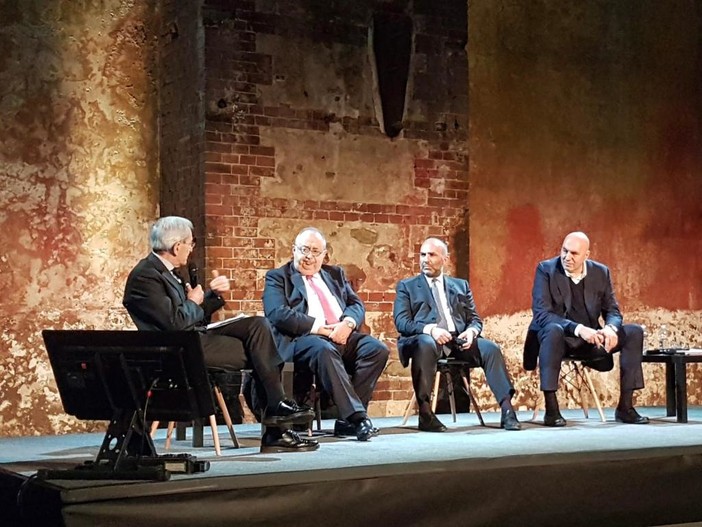 Fondazione Einaudi, &quot;L'Eutanasia della Democrazia&quot; presentato a Torino con Violante e Crosetto