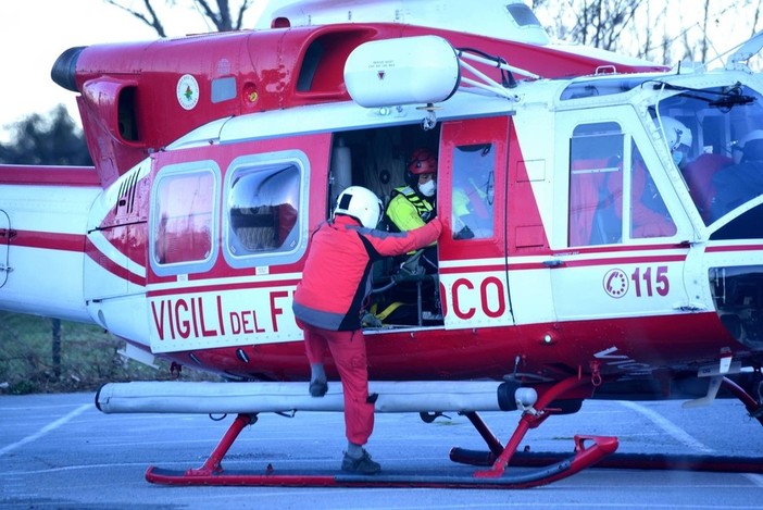 Bardonecchia, escursionista perde il sentiero mentre rientra da Poggio Tre Croci: soccorsa dai vigili del fuoco