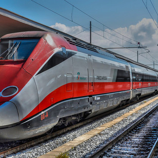 La prevenzione del tumore al seno viaggia anche su due Frecciarossa fra Torino e Roma