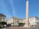 A Torino, chi trova un obelisco trova... una scatola del tempo