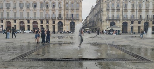 Addio alla tradizione del bagno di fine scuola in Piazza Castello?