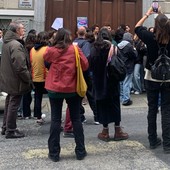 Convegno degli anti-abortisti di Federvita bloccato dalle manifestanti femministe