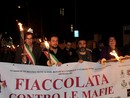 In centinaia alla fiaccolata da Nichelino a Moncalieri per dire no a tutte le mafie