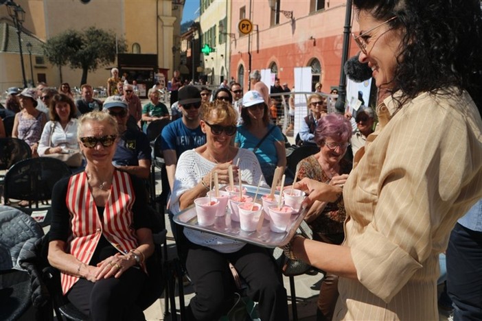 Alassio: numeri record per la quinta edizione del Festival della cucina con i Fiori (Fotogallery e video)