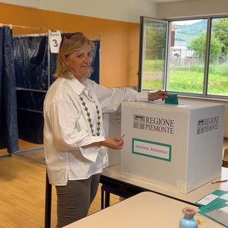 Gianna Pentenero, candidata alla presidenza della Regione Piemonte, ha votato [VIDEO]