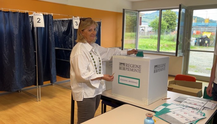 Gianna Pentenero, candidata alla presidenza della Regione Piemonte, ha votato [VIDEO]