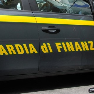 Esami di guida truccati, revisioni false e corruzione: nei guai anche un funzionario della Motorizzazione Civile