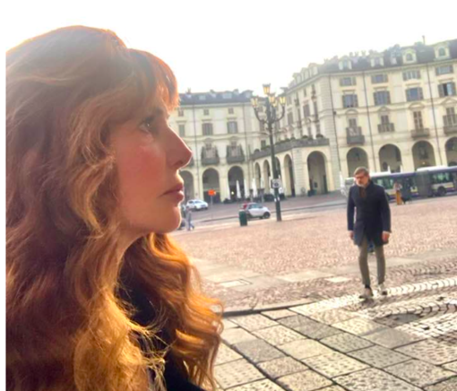 Giuliana De Sio sui social annuncia l'arrivo a Torino