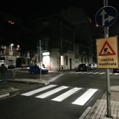 Parella, cambia la viabilità in piazza Chironi: via Borgomanero diventa a senso unico