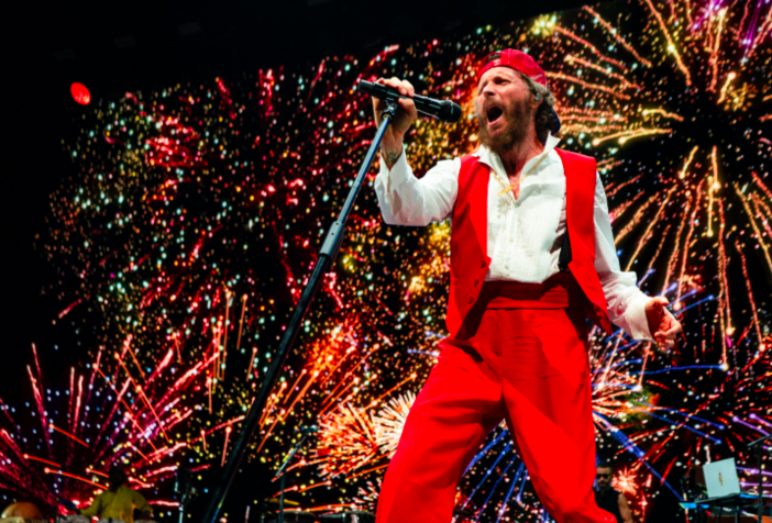 Jovanotti pronto a risalire sul palco dell'Inalpi Arena: &quot;Ho un pubblico intelligente. Stare lì è la mia cura&quot;