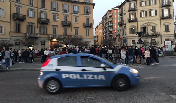 Le forze dell’ordine nelle zone della Movida: controllate 173 persone e sei locali