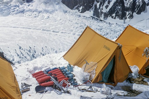 Dalla salita al K2 nel 1954 al piacere di camminare: al Museo della Montagna aprono due nuove mostre