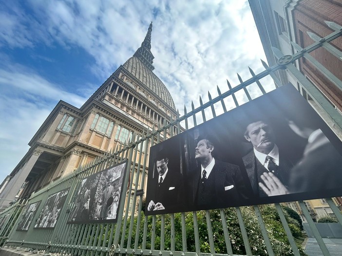 Marcello Mastroianni e Torino nell’omaggio per i 100 anni dalla nascita