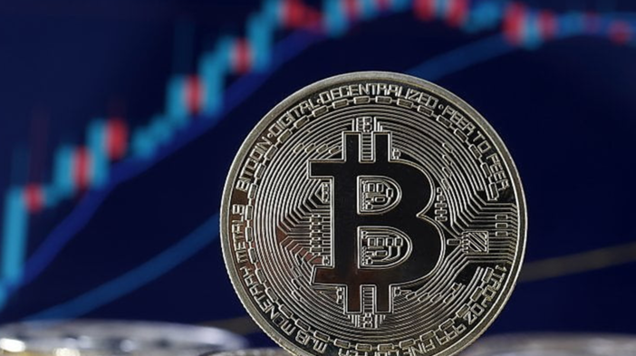 Bitcoin di nuovo a 64.000 dollari mentre Pepe Unchained supera 19milioni di dollari