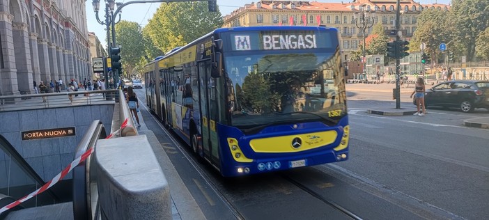 Metro chiusa, le opinioni sul bus sostitutivo: buona la frequenza, male l'affollamento