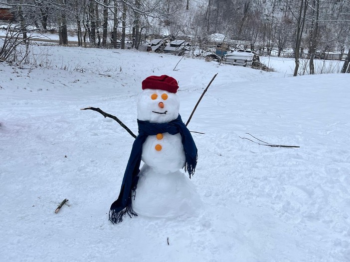 La Befana porta la neve a Bardonecchia a pochi giorni dall’inizio delle Universiadi [FOTO E VIDEO]