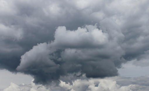 Meteo: nuvole, grigio e qualche pioggia nel fine settimana sul Torinese