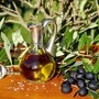 Il viaggio dell'olio extravergine di oliva: dall'oliva alla bottiglia