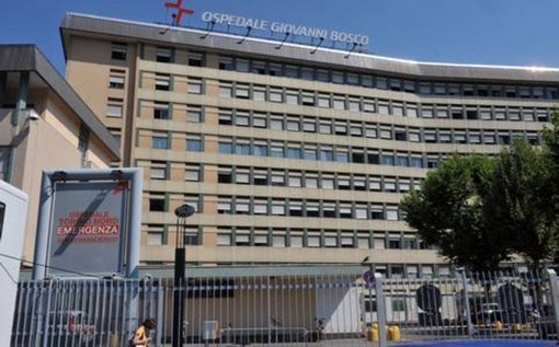 Tragedia davanti al San Giovanni Bosco: bimba di 2 anni muore investita nel parcheggio dell'ospedale