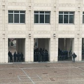 Un clima pesante ha accompagnato la cerimonia di inaugurazione al PoliTo