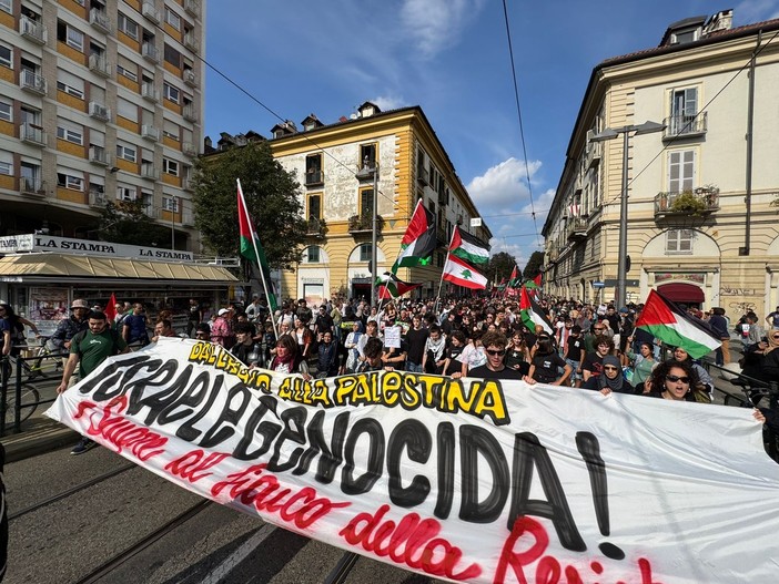 corteo nel centro di Torino