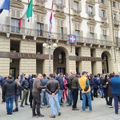 protesta lavoratori piazza Castello