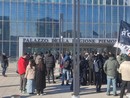 Chiorino con studenti in protesta