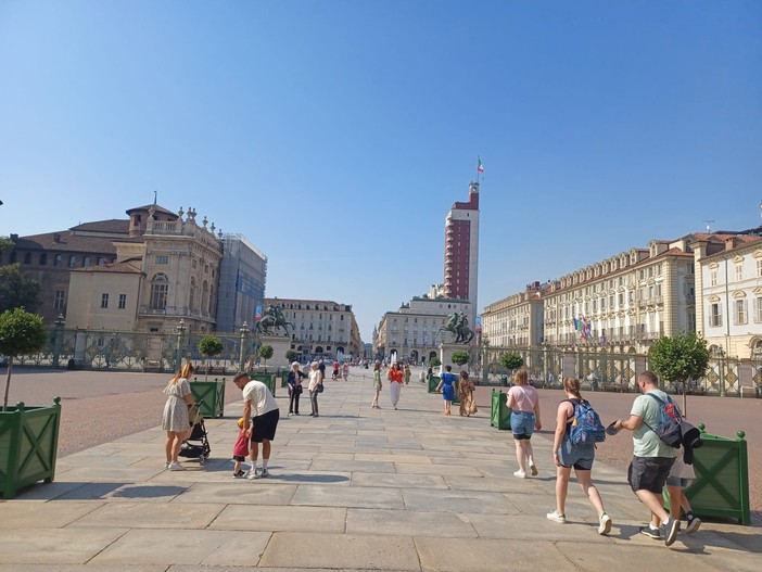 Pedonalizzazione di piazza Castello: il Consiglio comunale muove i primi passi