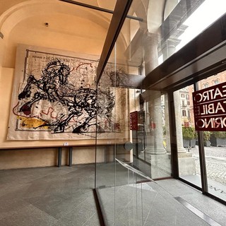 Da Palazzo Perrone al Teatro Regio: cinque opere della Fondazione Crt dialogano con luoghi storici della città [FOTO]