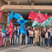 Palagiustizia, più di cento dipendenti scendono in strada per protesta: &quot;Non siamo valorizzati, il Ministero si dimentica di noi&quot;