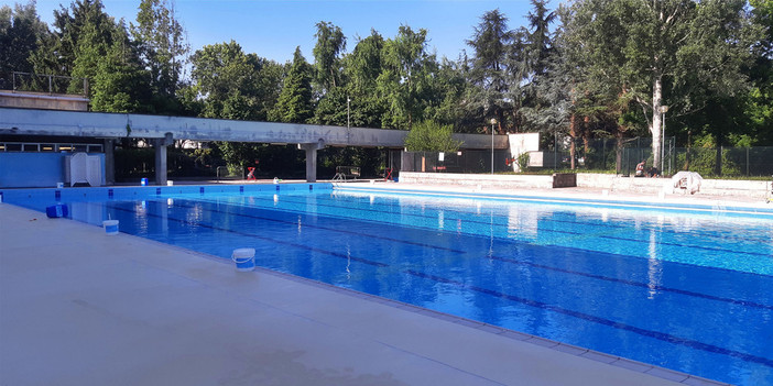 L'estate al Parco della Colletta può iniziare: riaperta la piscina estiva dopo i lavori del Pnrr