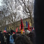 protesta davanti alla sede dell'ufficio scolastico regionale