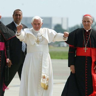 Papa Ratzinger con il cardinal Poletto, foto di Diocesi Torino